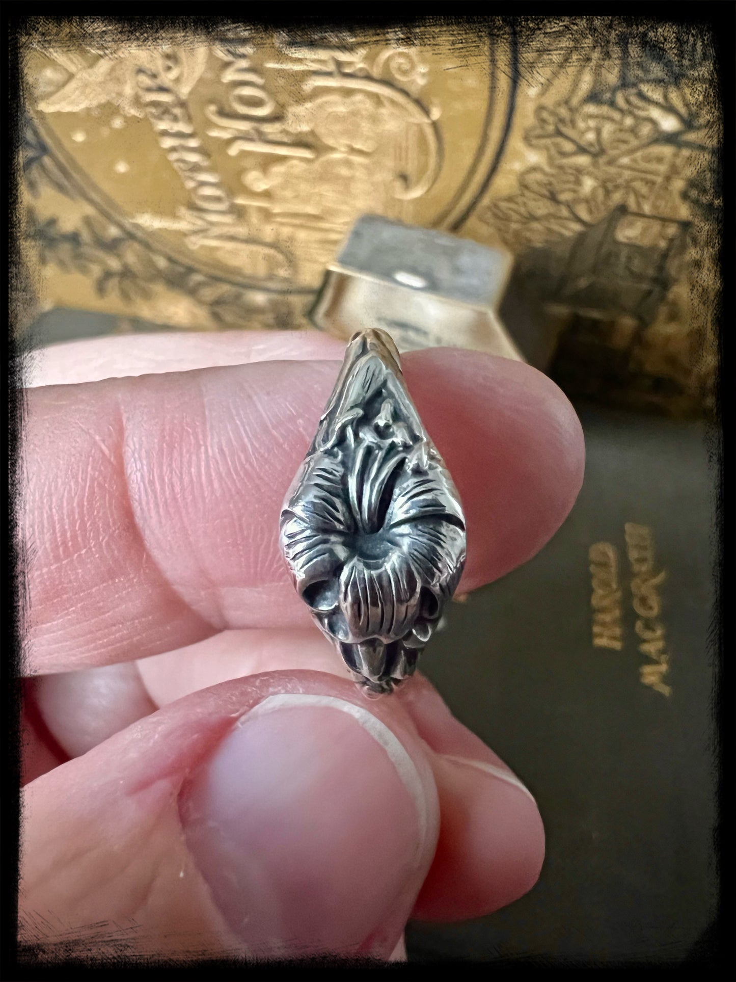 Easter Lily Birth Month Flower Ring-March 22-April 25