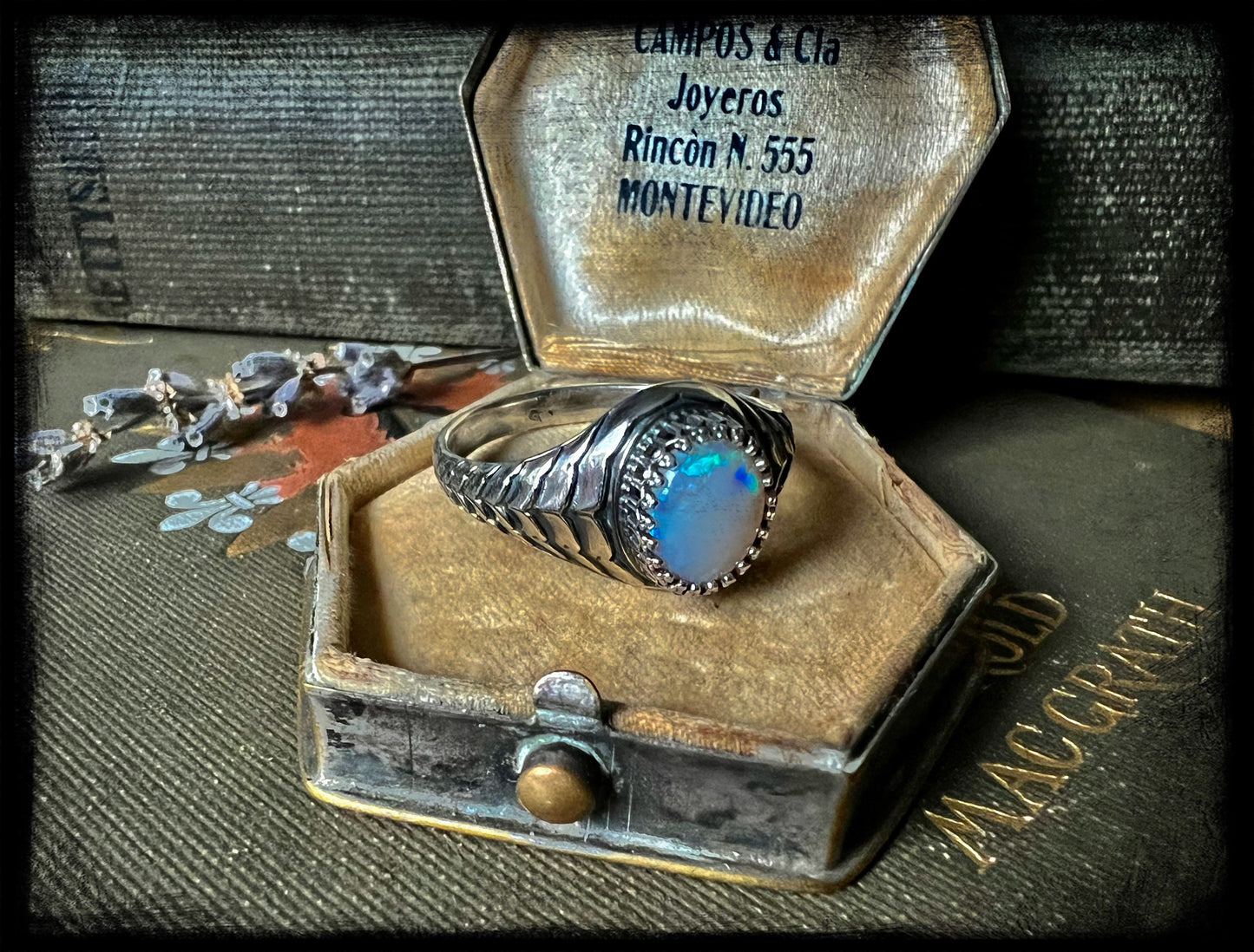 The Mermaids Ring with Opal - Size 10