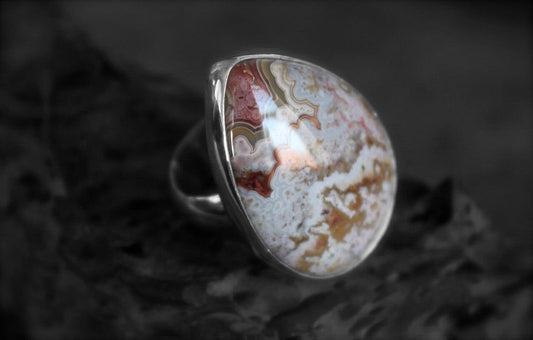 Crazy Lace Agate Stone Ring Size 6.5